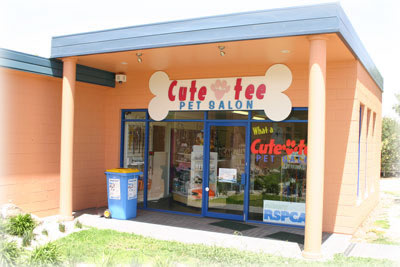 Front of Salon at Cutetee Pet Salon for dog grooming in Albury